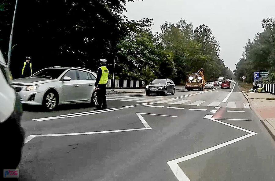 Policjanci postanowili zakorkować wyjazd z Katowic ;)