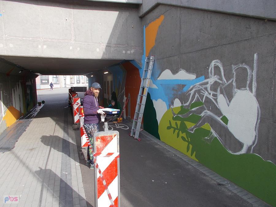 Mural na Lotniczej w przejściu podziemnym