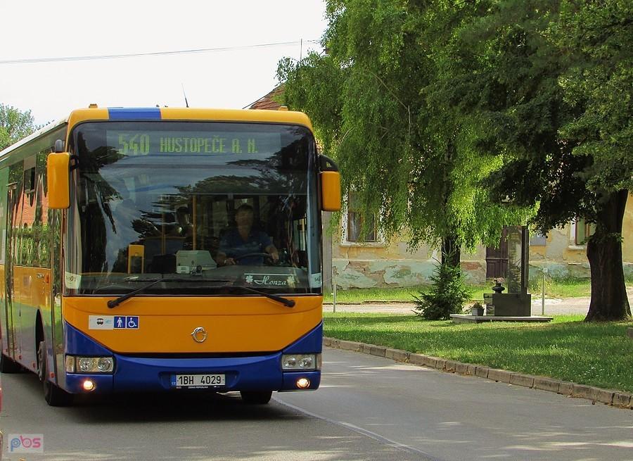 Strachotin - Honza za kierownicą autobusu Iveco, lokalnej linii Mikulov - Hustopeče