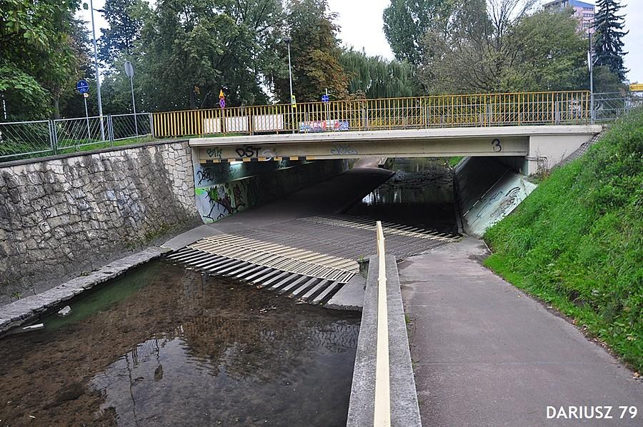 Kielce - Droga rowerowa pod ulicą Ogrodową