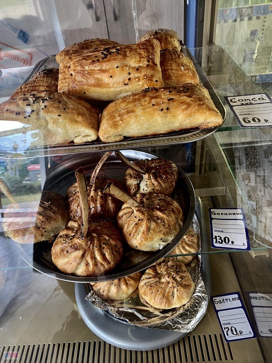 lokalne tanie smaczne czibureki itp