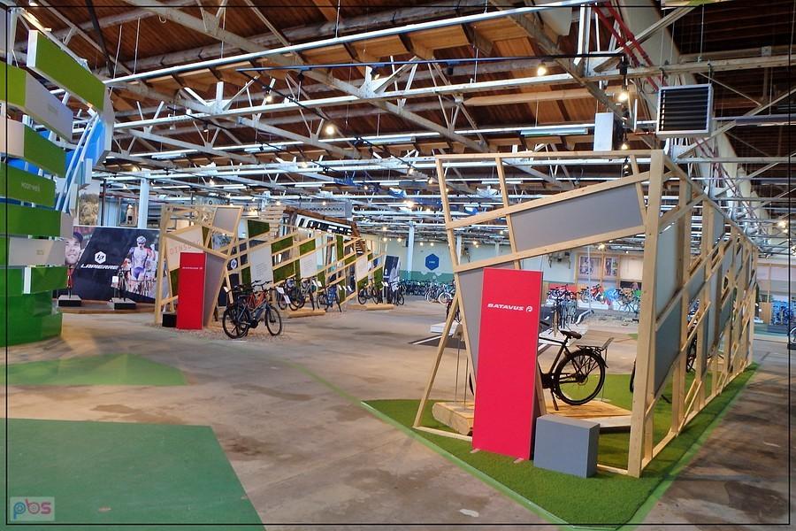 De Fietser - showroom m.in. Batavusa
