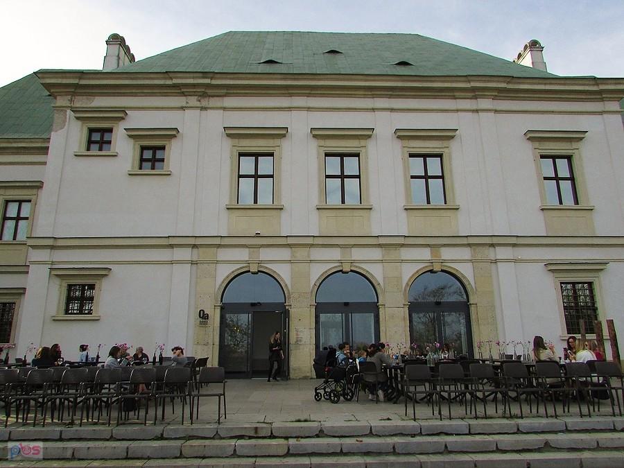 Qa - czyli Qchnia Artystyczna na Zamku Ujazdowskim