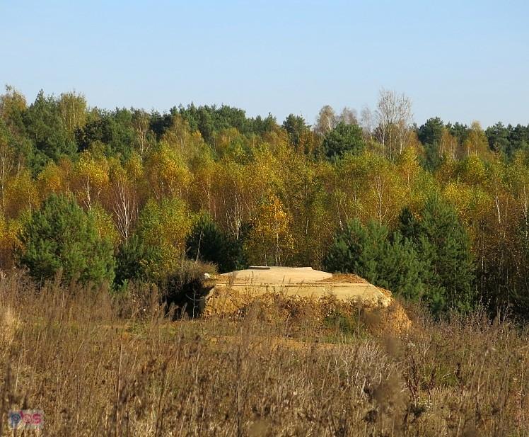 Jeden z kilku bunkrów koło Idziego