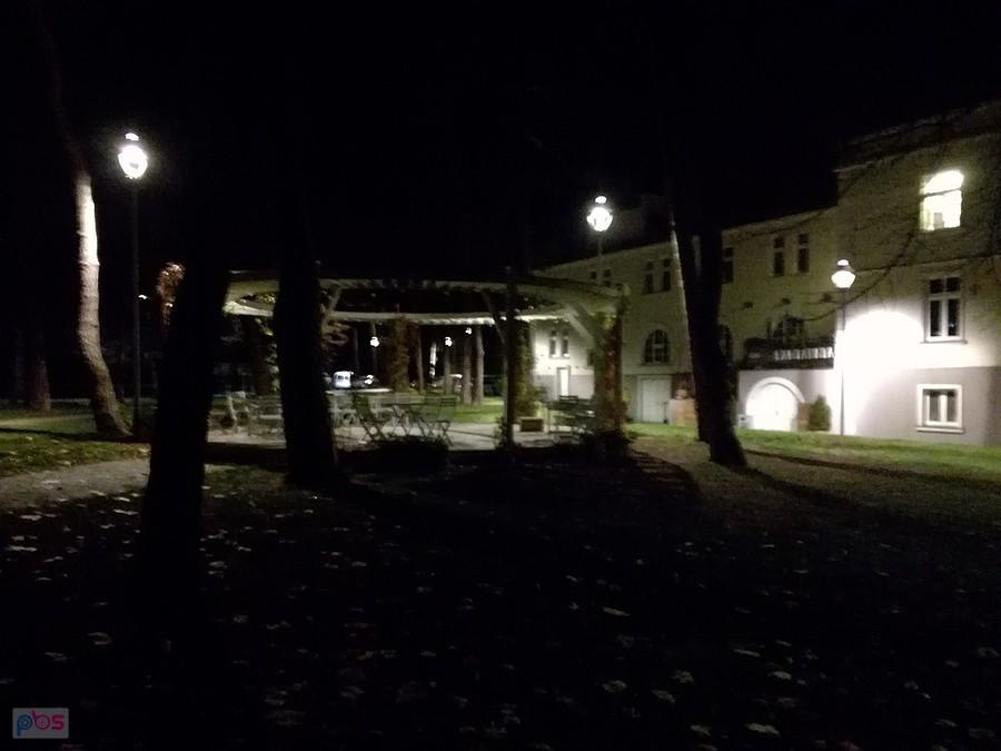 Nocny Konstancin- altana parkowa i Hugonówka