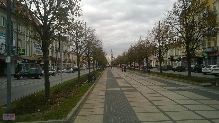 Widok na komin z Alei NMP