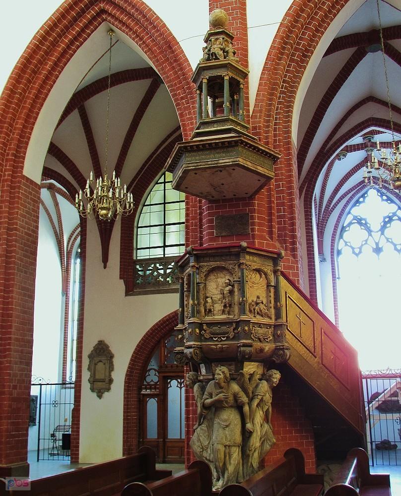 Ambona w katedrze Marii Magdaleny uważana jest za jedną z najcenniejszych dzieł tego typu w Europie