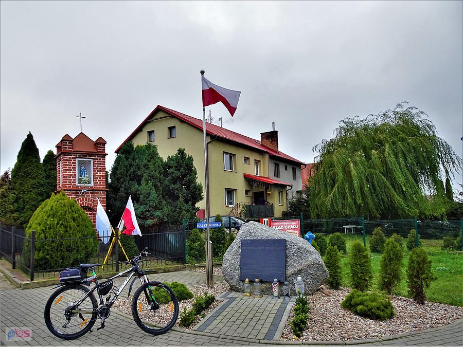 Jesień na rowerze... Dzień Niepodległości - Rokitki.