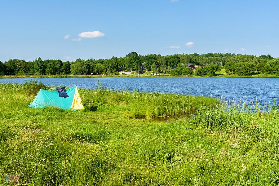Widoki nad Zalewem Mostki w gminie Suchedniów