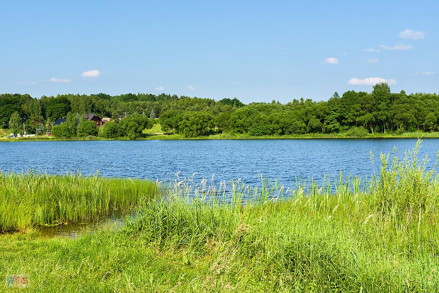 Popołudnie nad zalewem w miejscowości Mostki - gmina Suchedniów