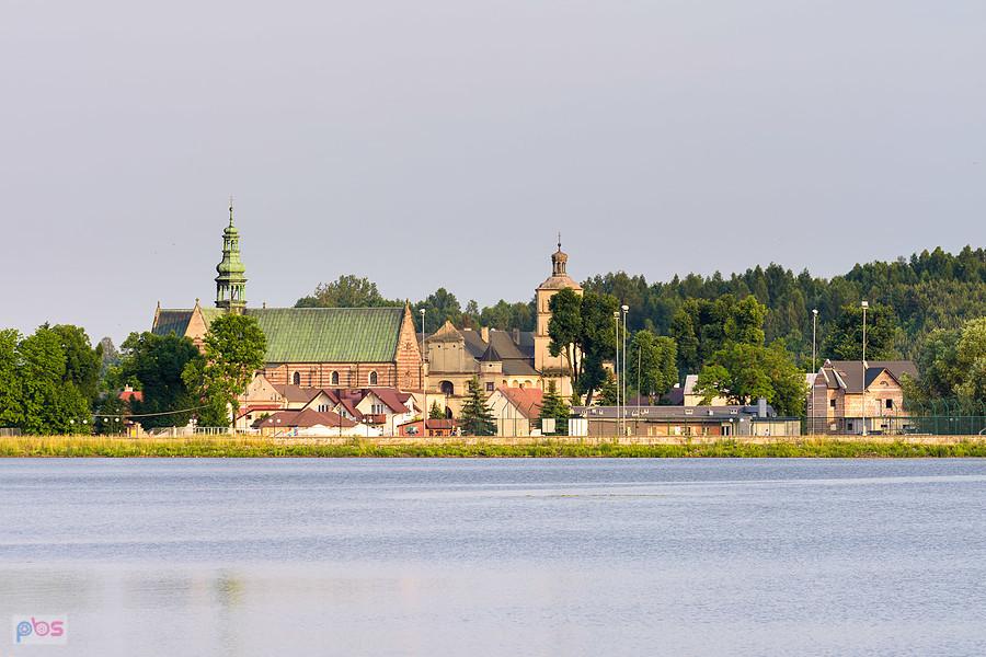 Wąchock - Kościół pw Wniebowzięcia Najświetszej Maryi Panny i Świętego Floriana