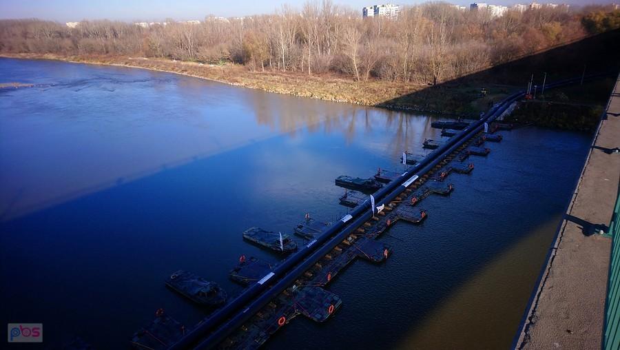 Rurociągi z warszawskimi ściekami