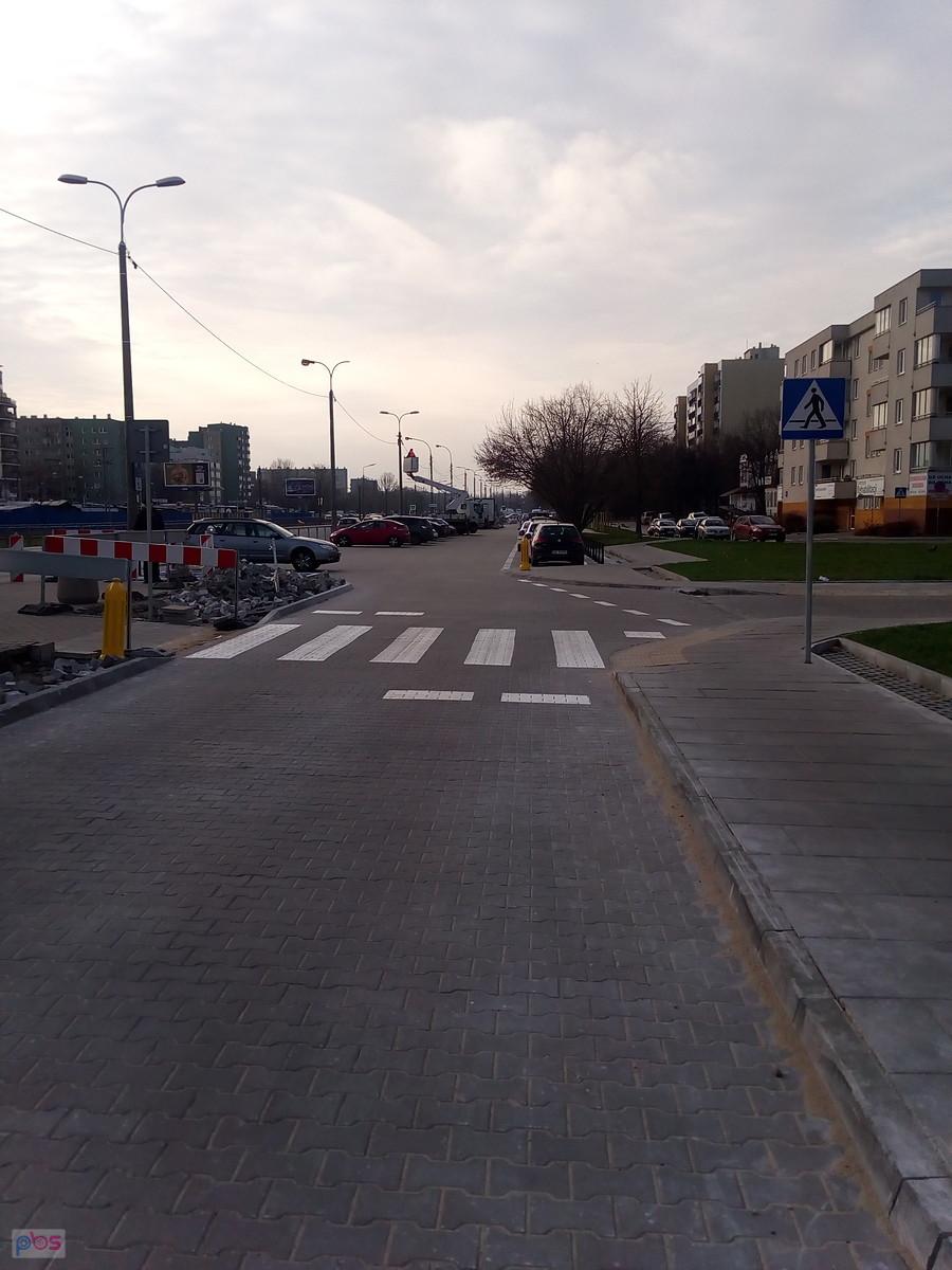 Wyremontowany fragment tzw. betonki przy Powstańców. Na tym odcinku, nie wiem dlaczego, bez ddr