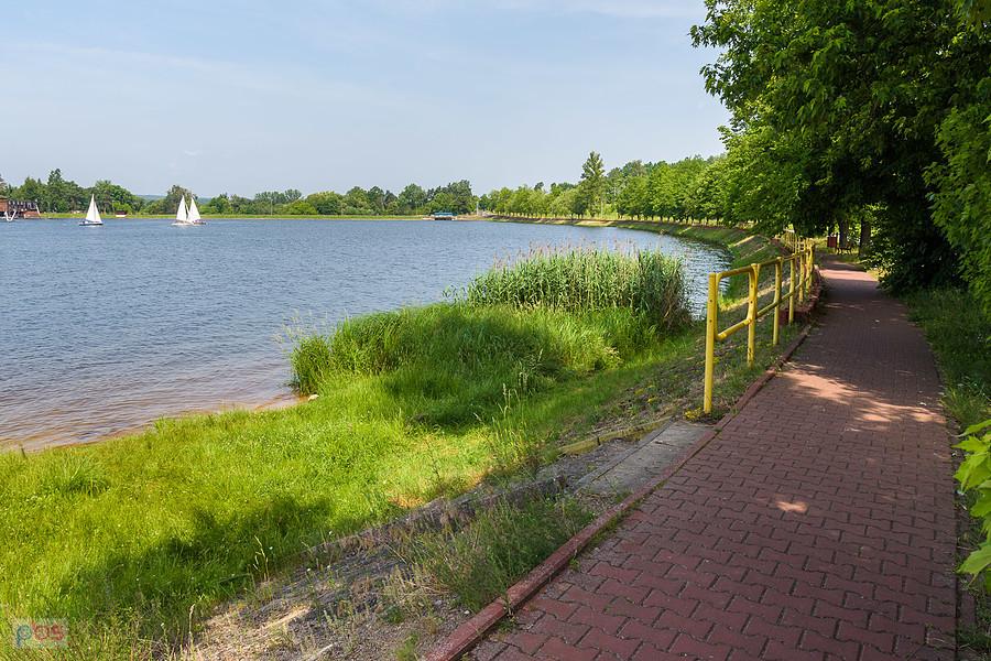 Nad Zalewem Rejów w Skarżysku-Kamiennej