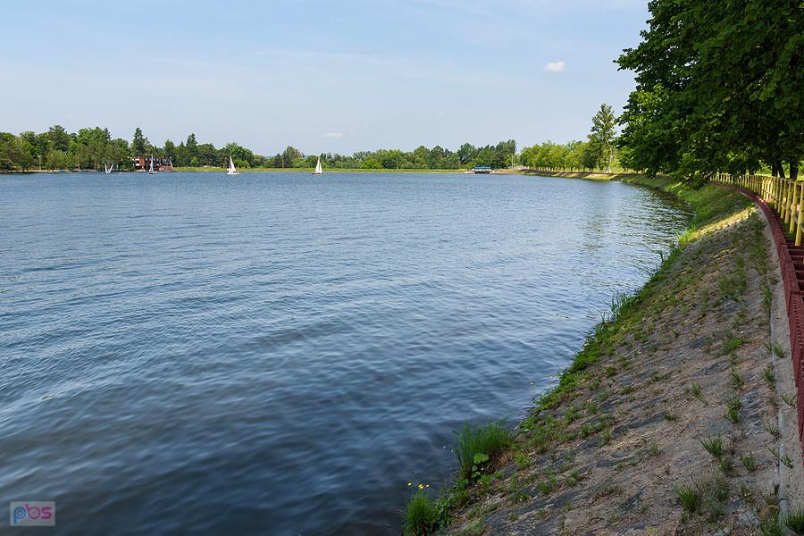 Brzeg Zalewu Rejów