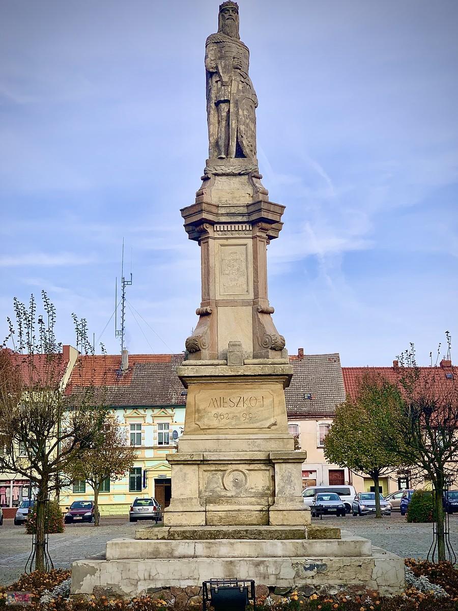 pomnik Mieszka w Mieszkowicach