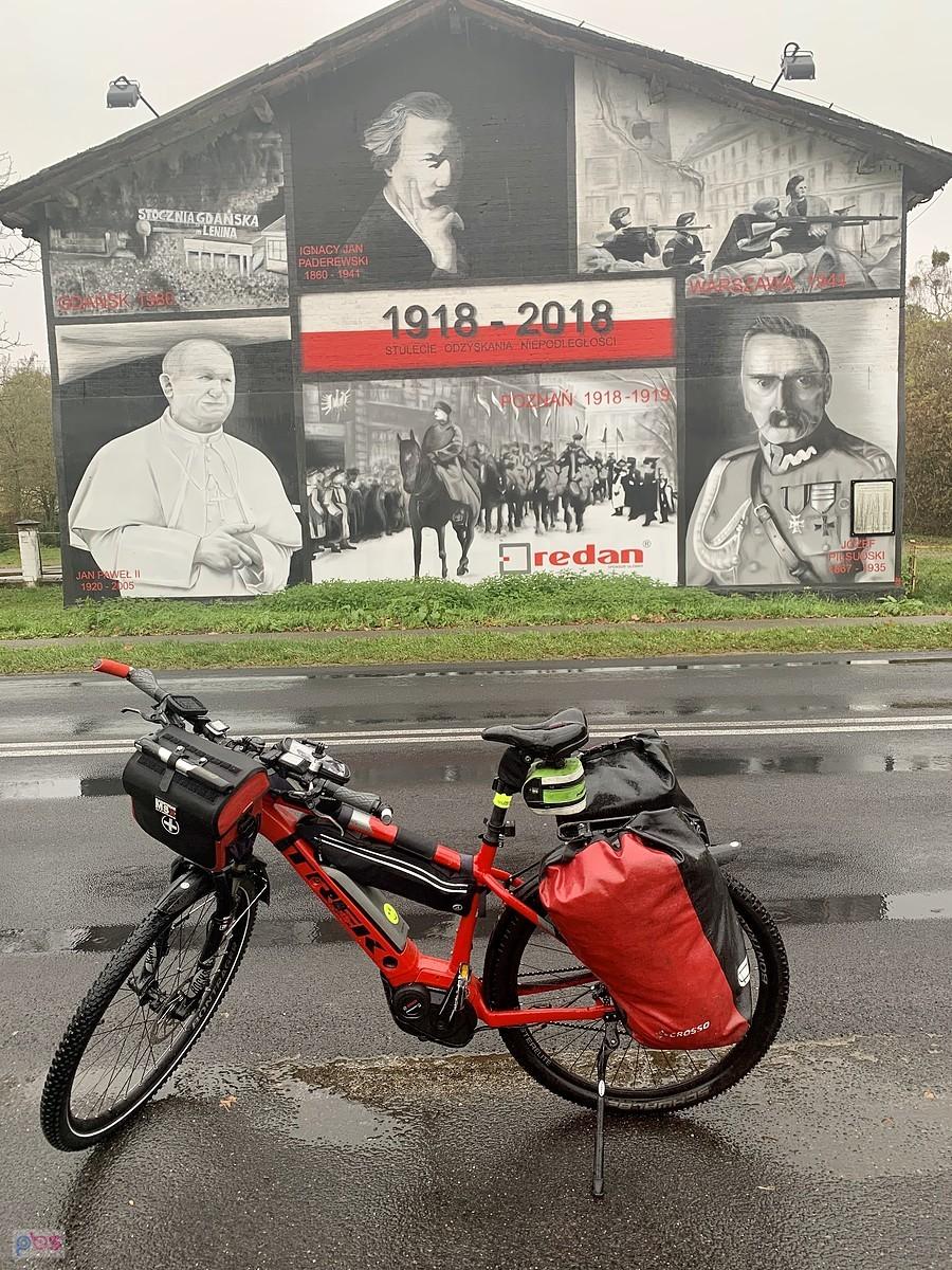 ciekawostki z trasy ... słabo mi na tych narodowców