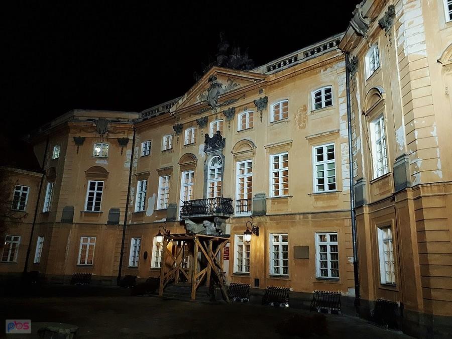 Pałac Sapiehów