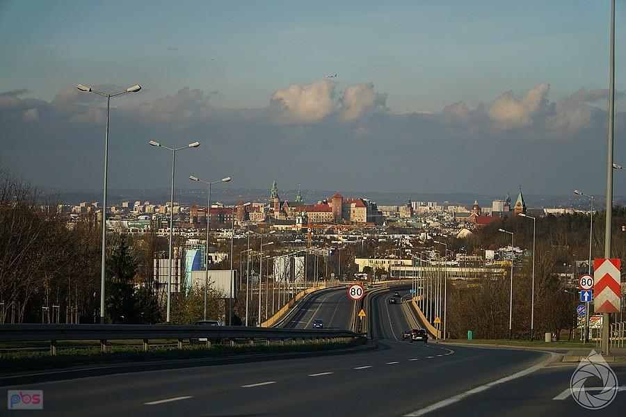zamek królewski w mieście smogu i smog w mieście zamków