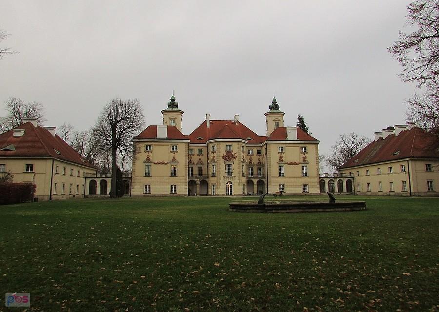 Pałac w Otwocku Wielkim od strony parku