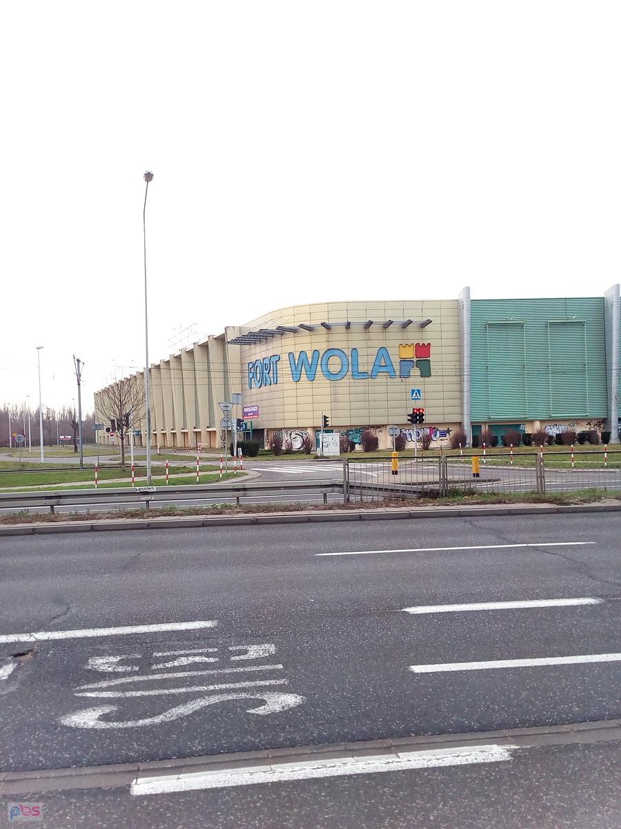 Nieczynne od dwóch lat ( albo więcej) centrum handlowe przy Połczyńskiej