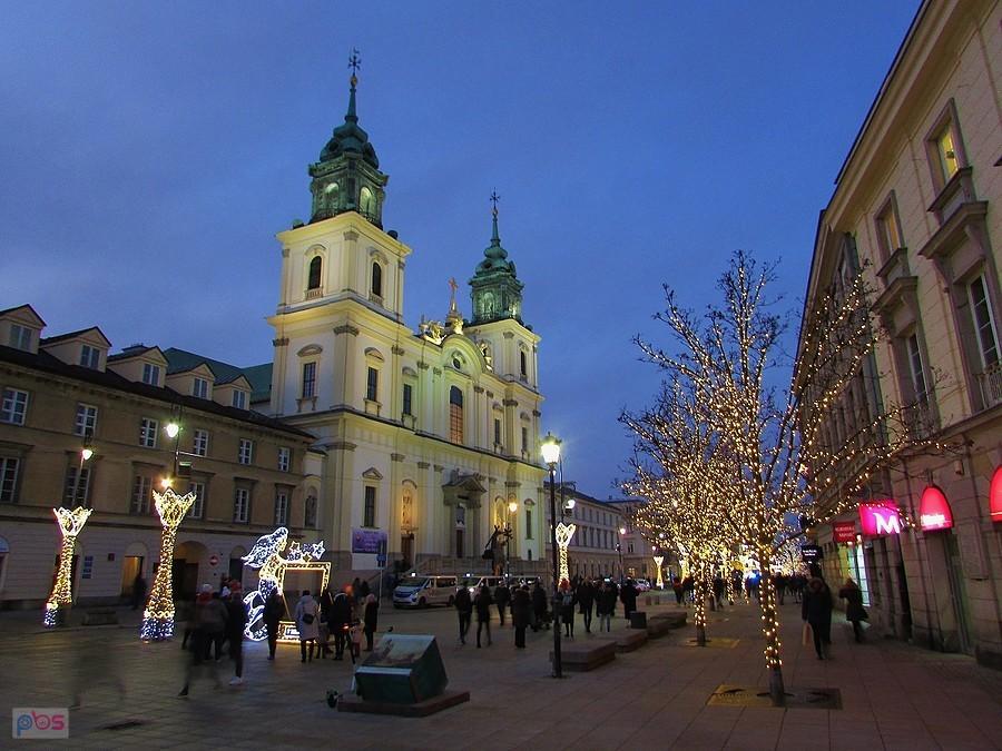 Przy kościele Świętego Krzyża