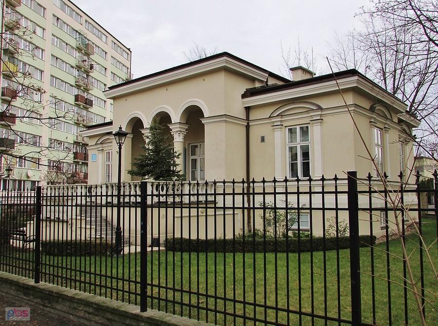 Willa Radogoszcz powstała w 1889 roku jako letnia rezydencja carskiego urzędnika