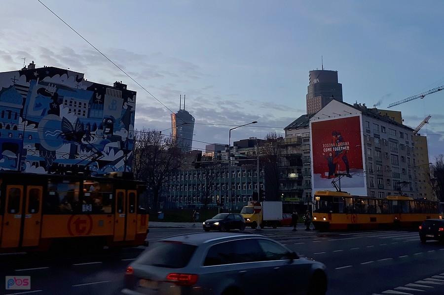 Skrzyżowanie al. Solidarności z Żelazną
