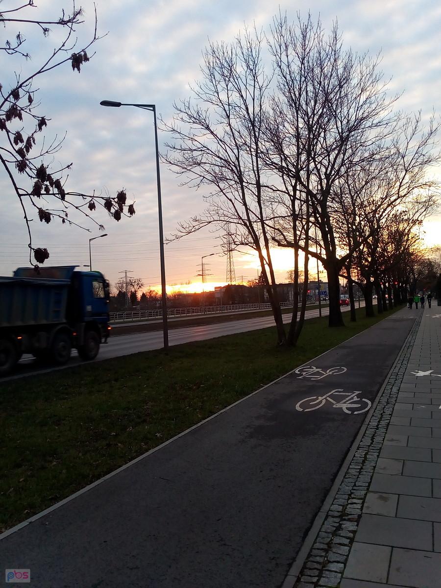 Już słoneczko na zachodzie