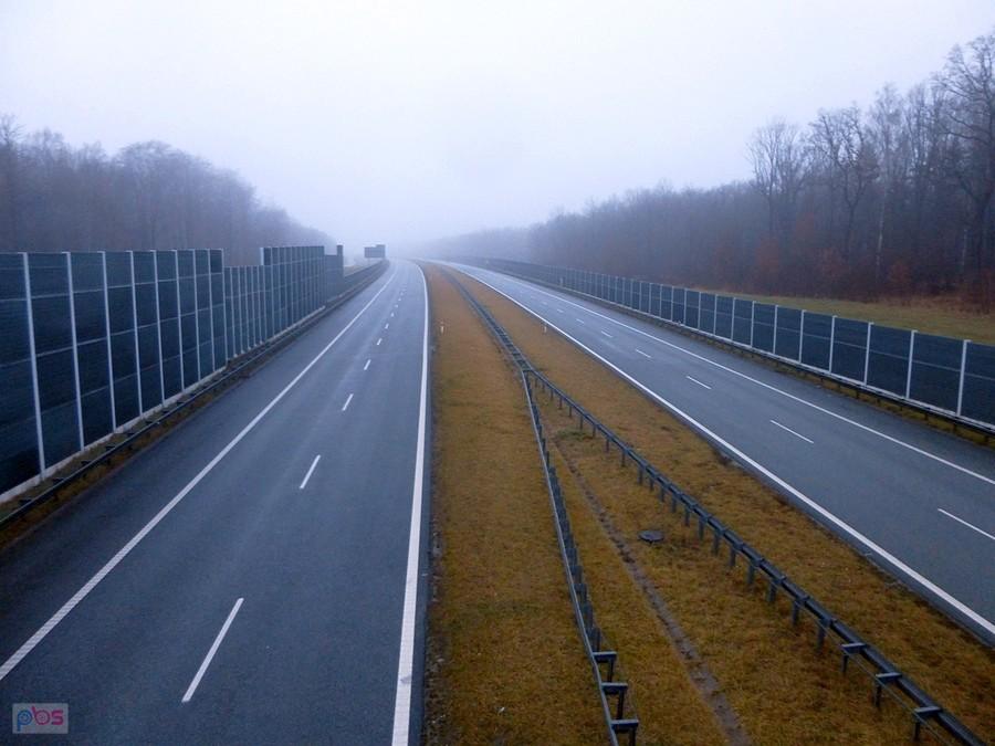 Na autobanie też pusto