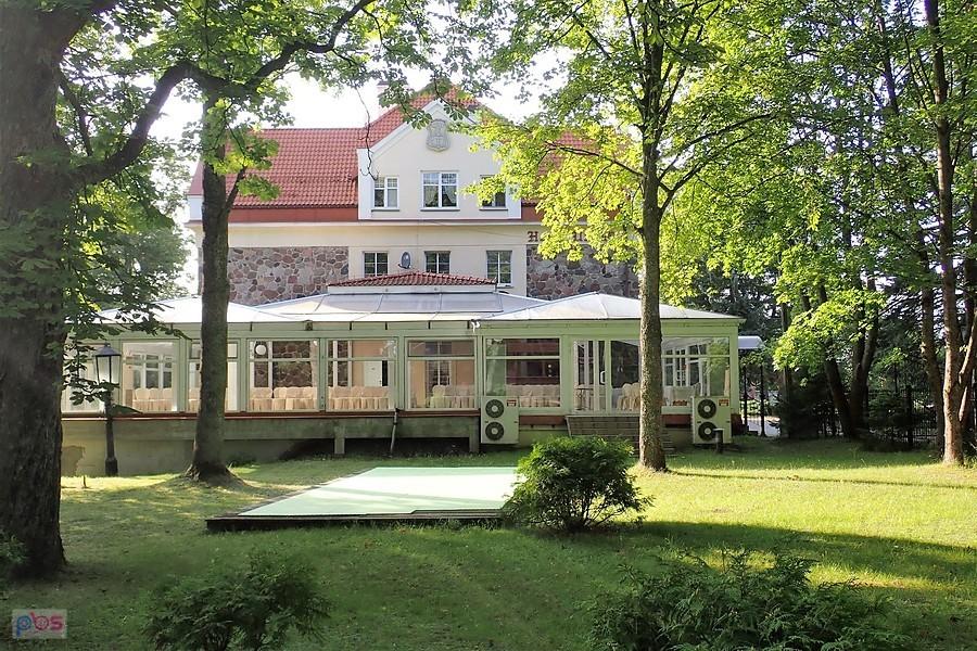 Ublik. Pałac