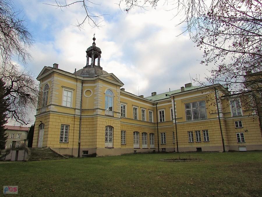 Skierniewice - pałac od strony parku