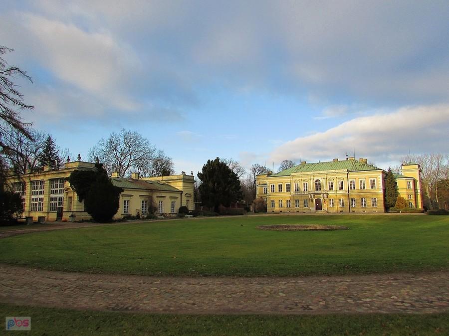 Zespół pałacowy arcybiskupów gnieźnieńskich w Skierniewicach
