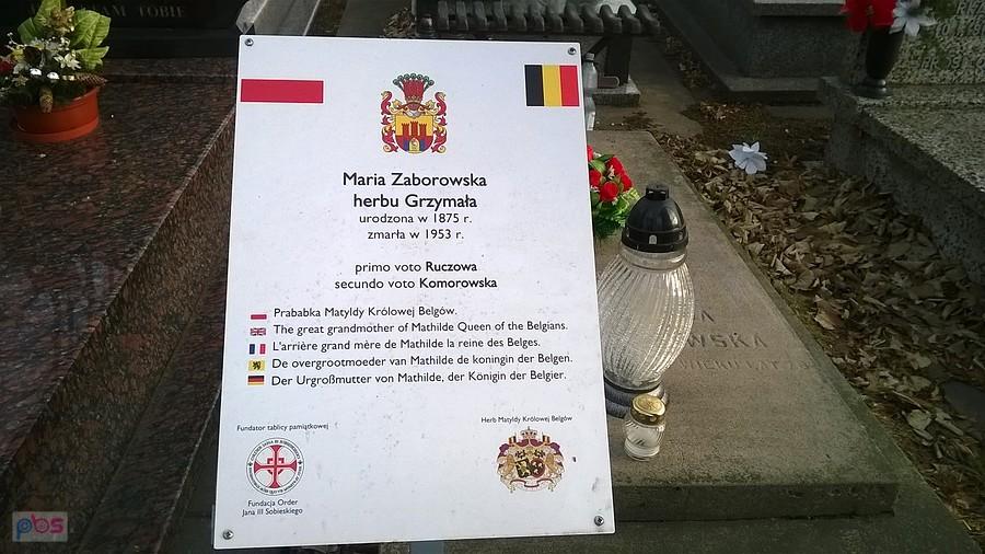 Czasem warto skrócić drogę przez cmentarz. Cmentarz św. Rocha w Częstochowie