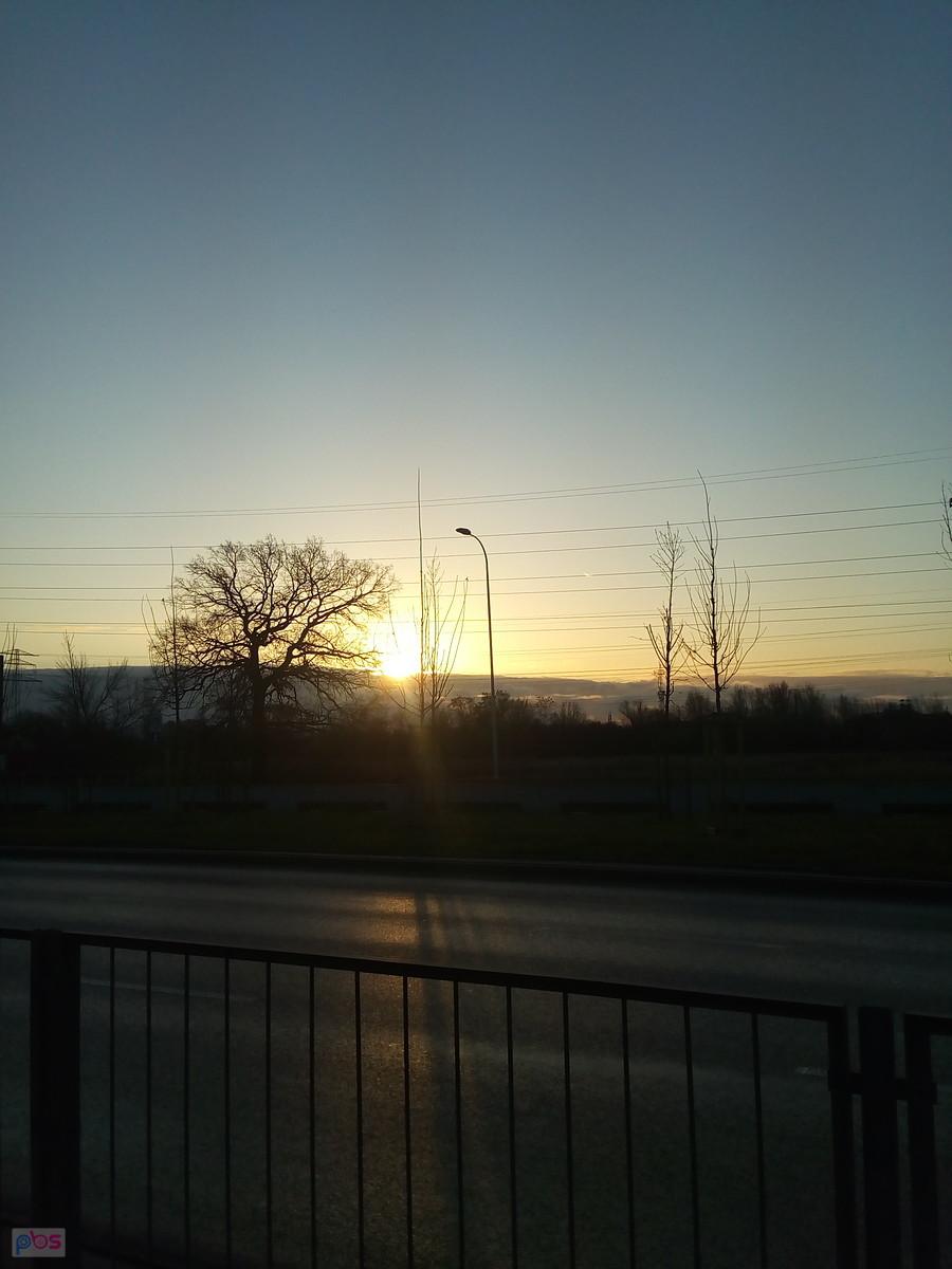 Słońce budzi się ze snu