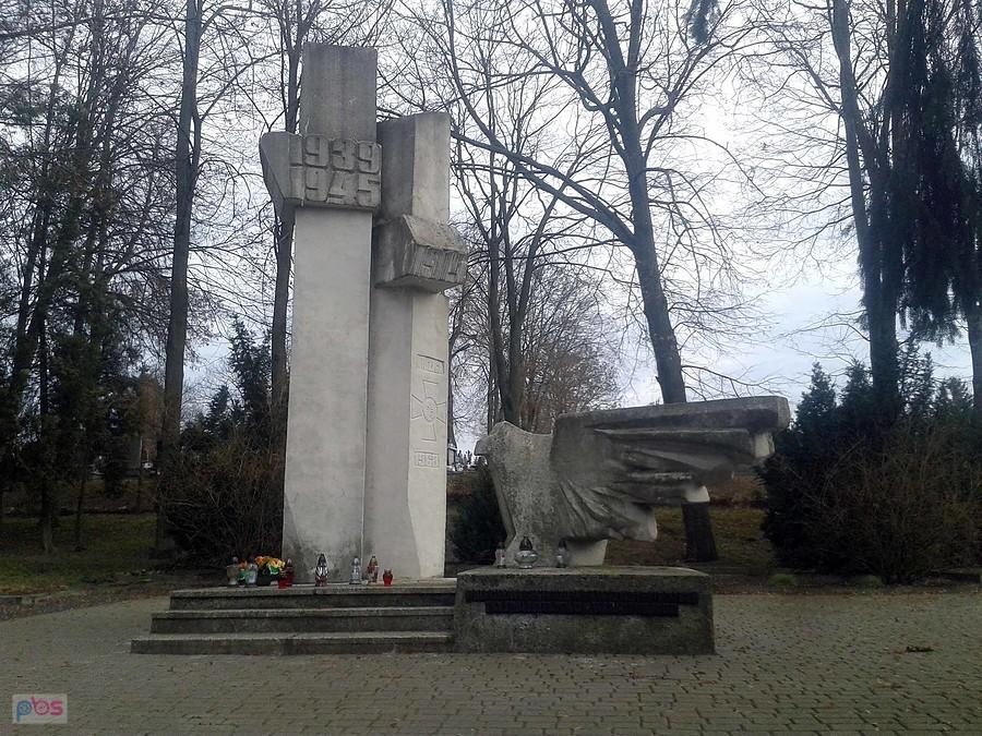 Cmentarz wojenny w Nidzicy