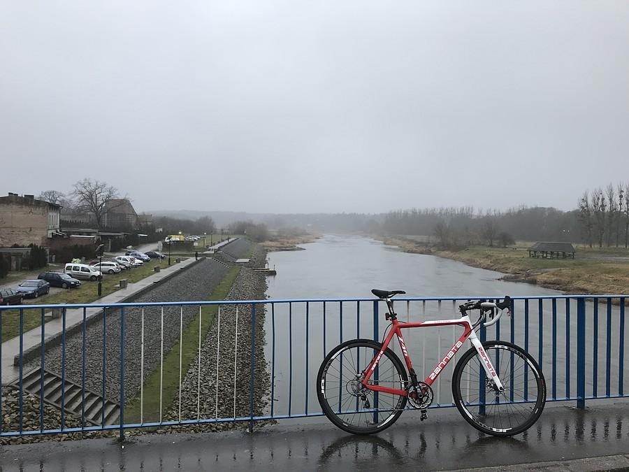 nad Wartą w Sierakowie