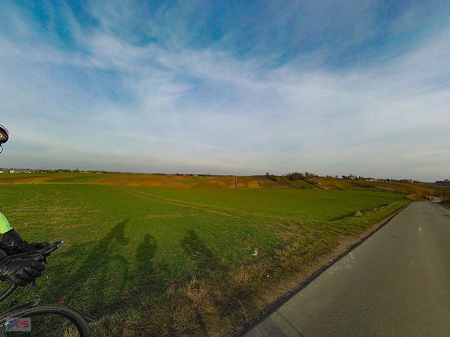 Widok na okoliczne górki i pagórki