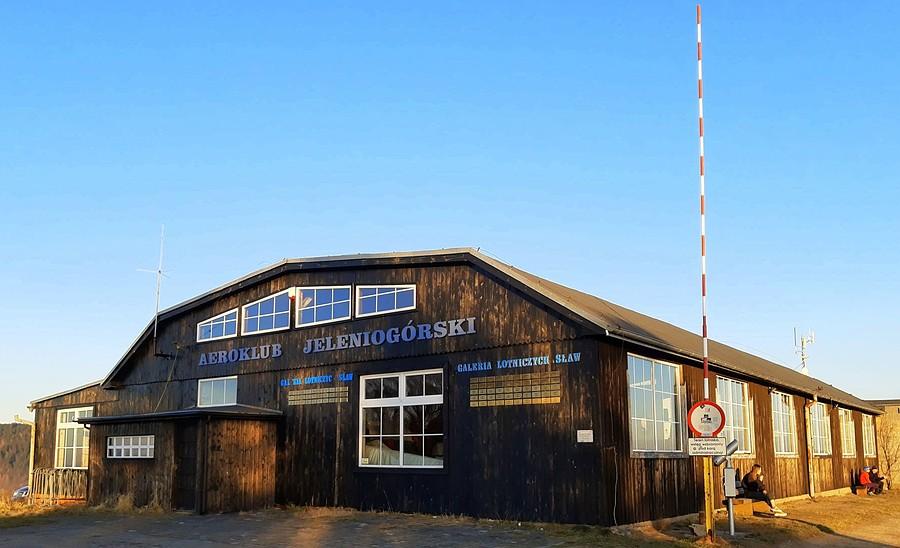 Hangar aeroklubowy - Góra Szybowcowa