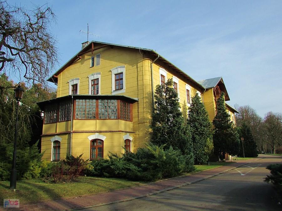 Nałęczów - Sanatorium Książe Józef