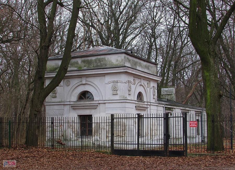 Park pałacowy w Natolinie - domek dozorcy