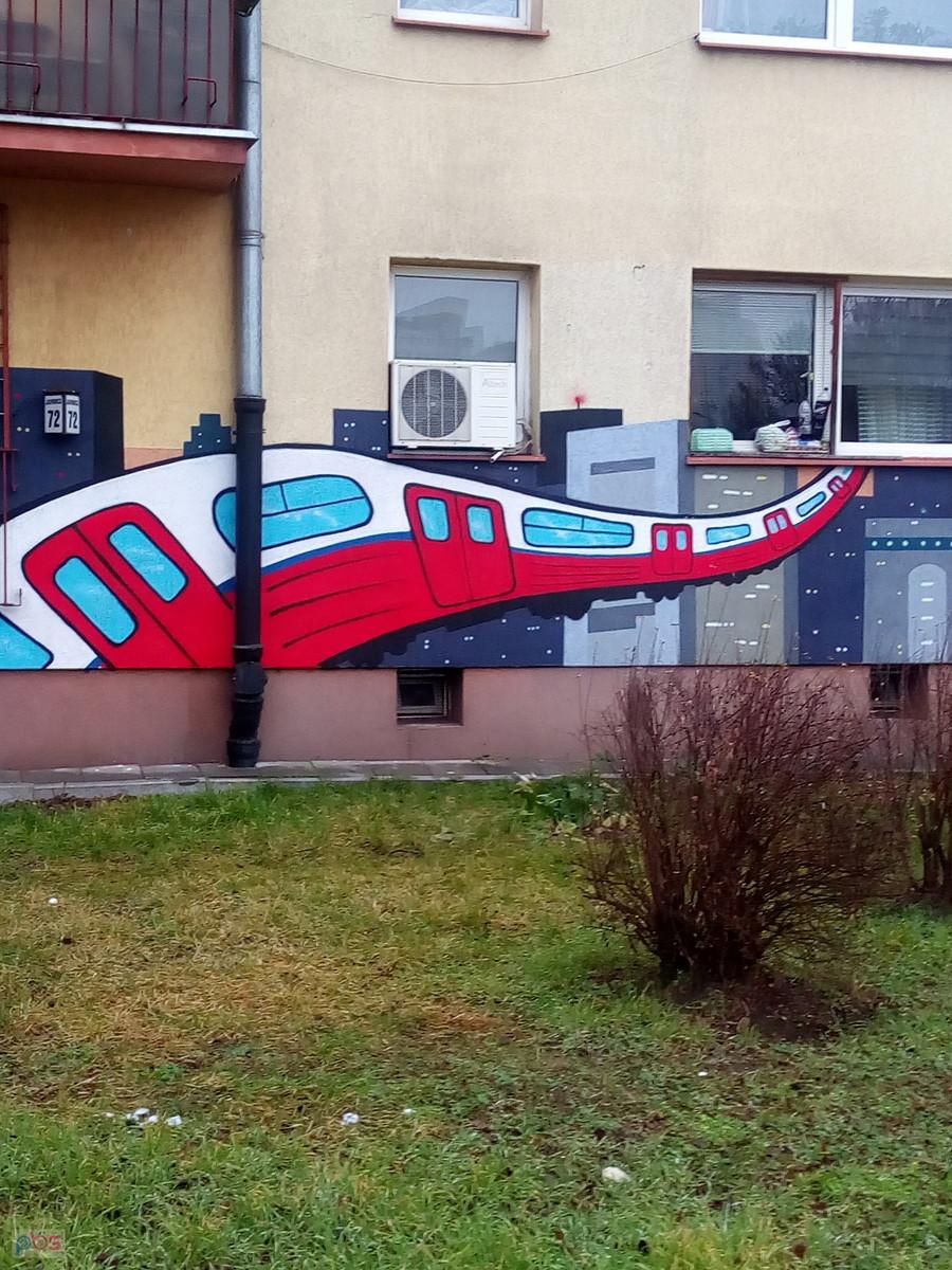 Fragment ładnego muralu na bloku przy Kasprowicza