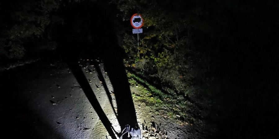 Nocny podjazd