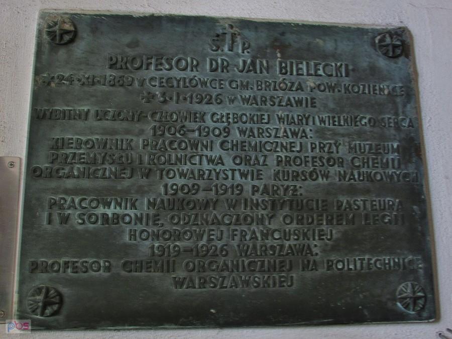 Brzóza - tablica pamiątkowa prof. Jana Bieleckiego