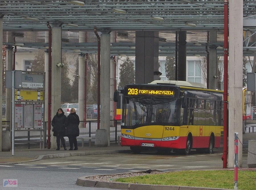 Autobus 203 do Fortu Wawrzyszew