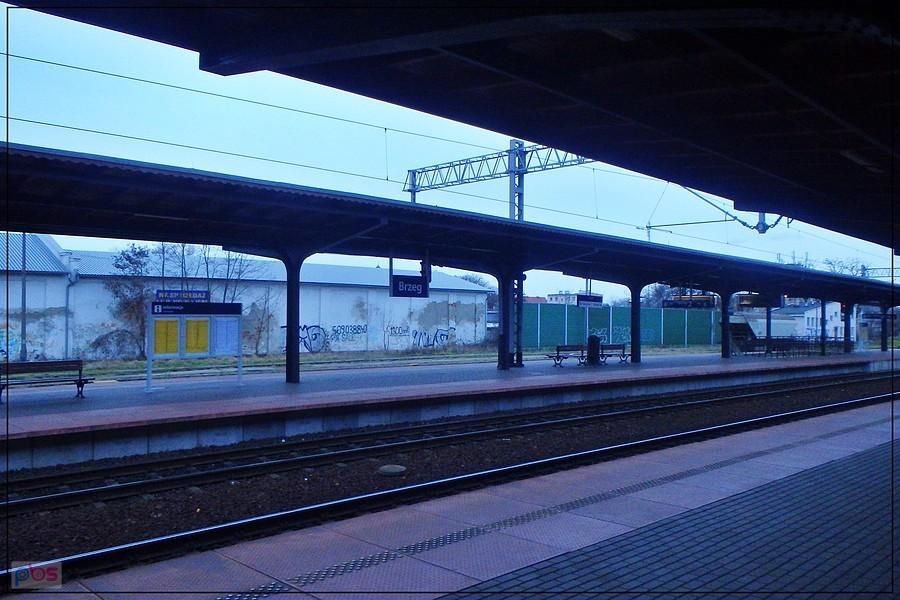 Na dworcu w Brzegu