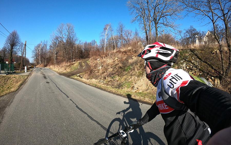 No i po dotarciu do Konradowa zima zniknęła, temperatura skoczyła do 8°C