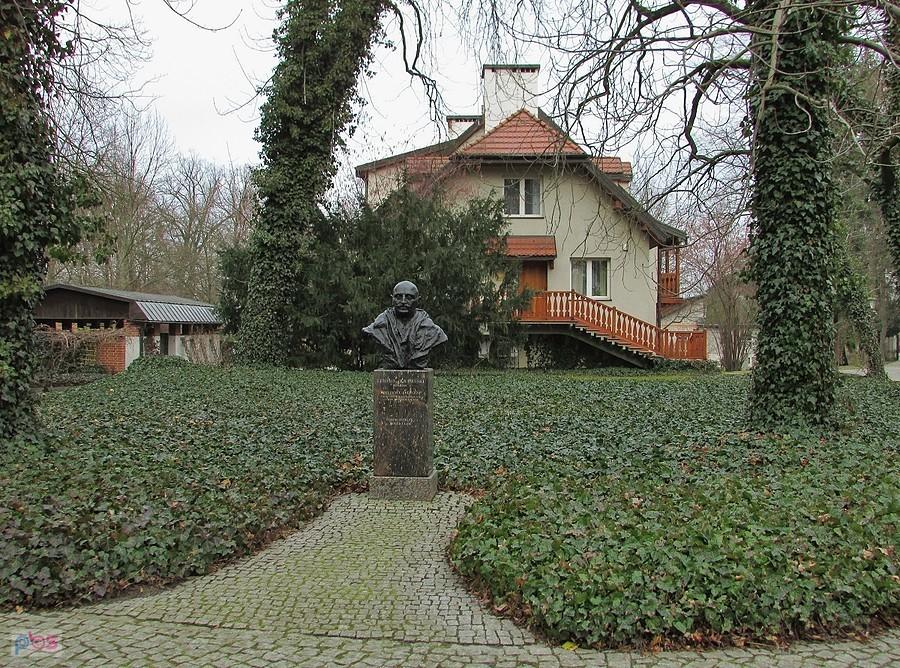 Radziejowice - willa Szwajcarka