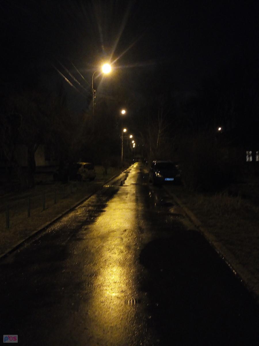 Wieczorem na osiedlu Przyjaźń