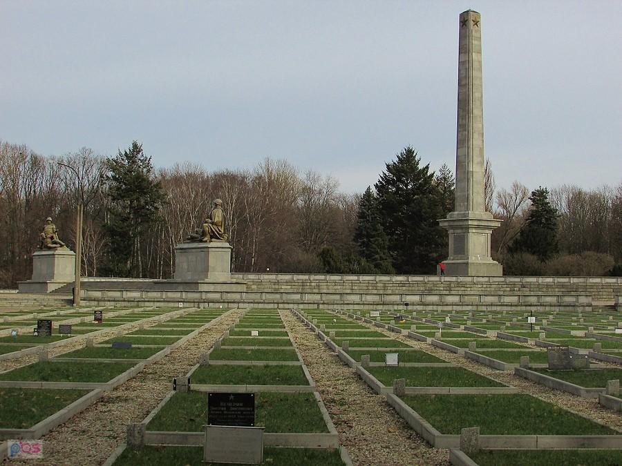 Cmentarz Mauzoleum Żołnierzy Radzieckich w Warszawie